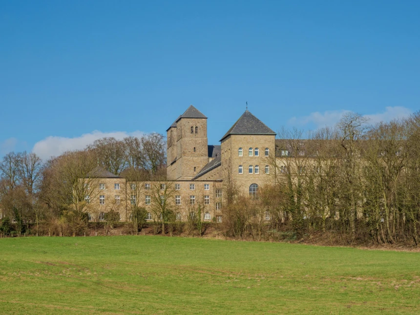 Schloss in Hagen: Die perfekte Location für Ihre Traumhochzeit mit Hochzeits-DJ